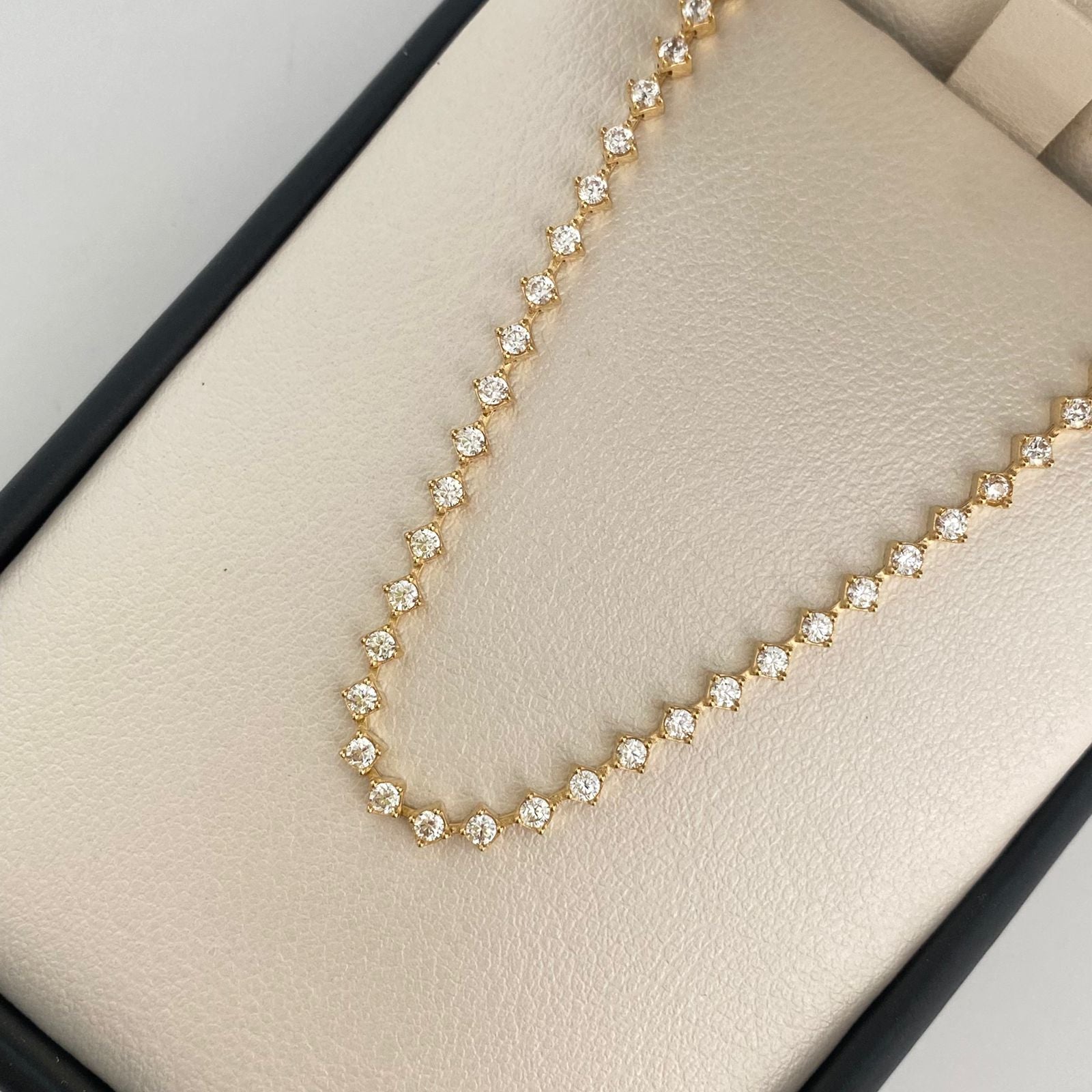 Pulso It especial circones forma rombos Oro amarillo 18k +4 / 4,65 Gr / 3,2 mm / 18,5 Cm